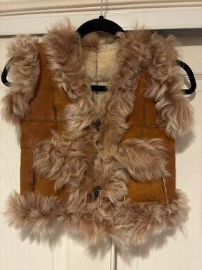 Patchwork Shearling Fur Vest in Cream and cognac